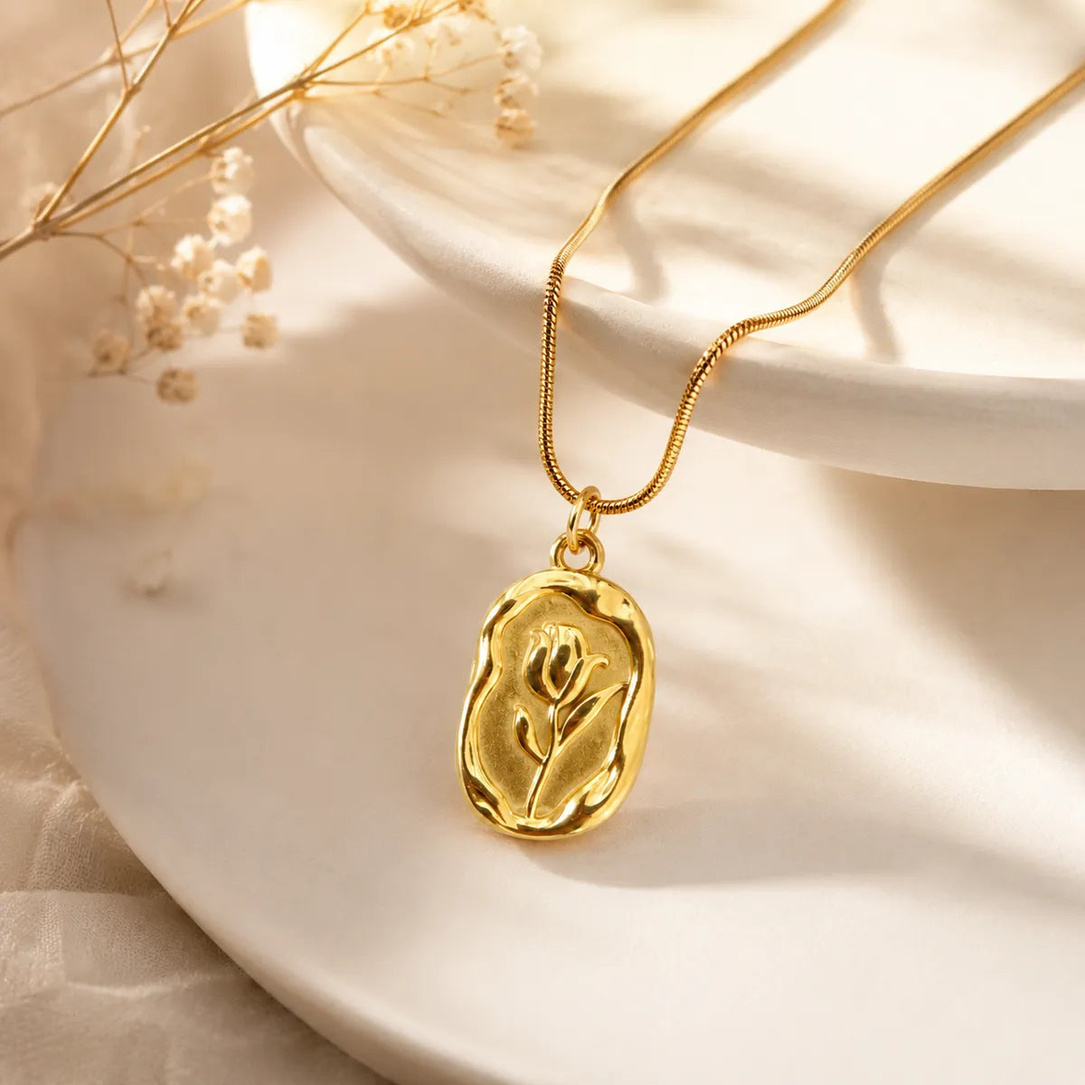 Golden Tulip Signet pendant