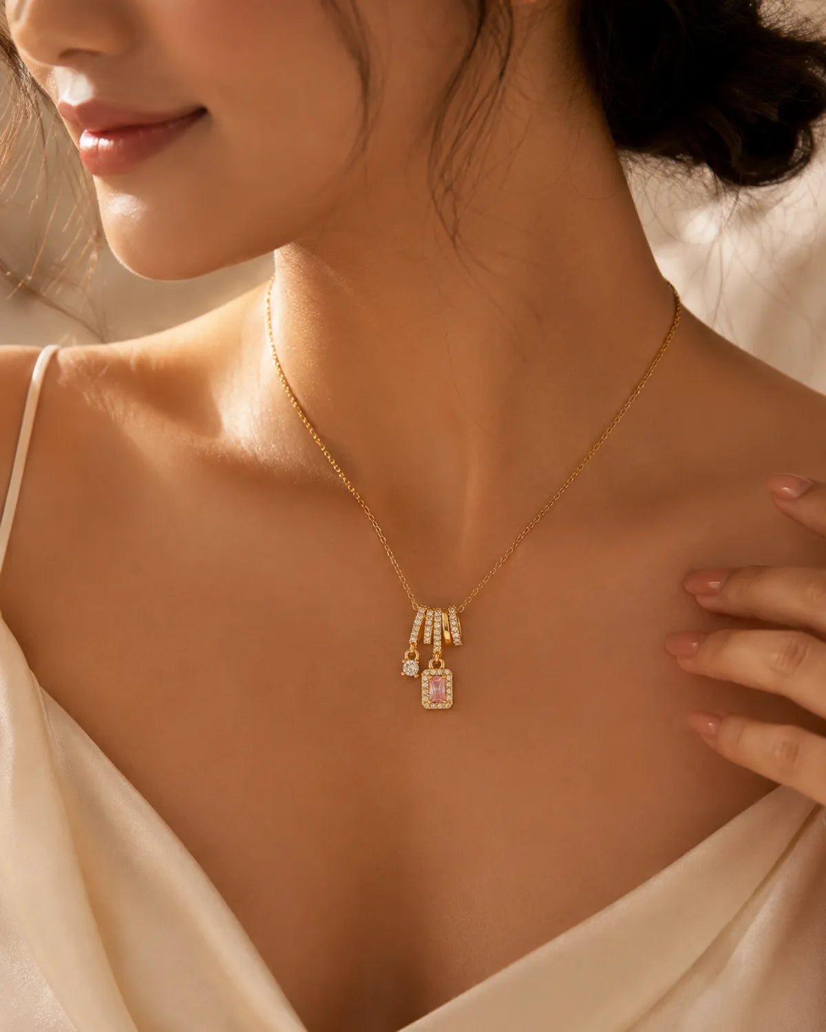 Rosette Radiance Pendant