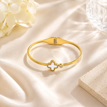 Luxe White Clover Bangle Bracelet For Women